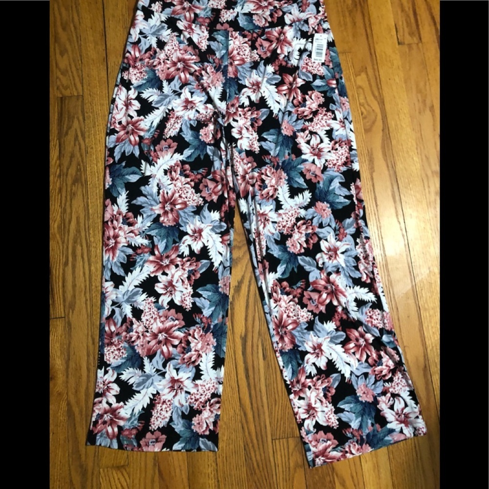 VinceCamuto pant NWT